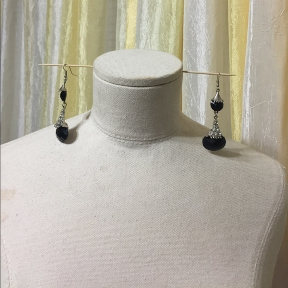 ‎Earrings